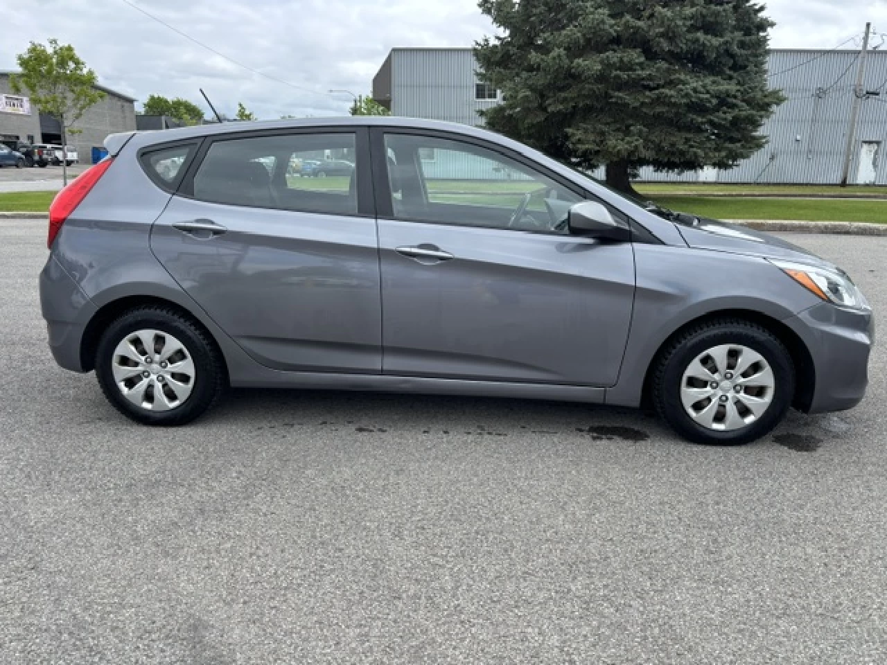 2017 Hyundai Accent GL Image principale