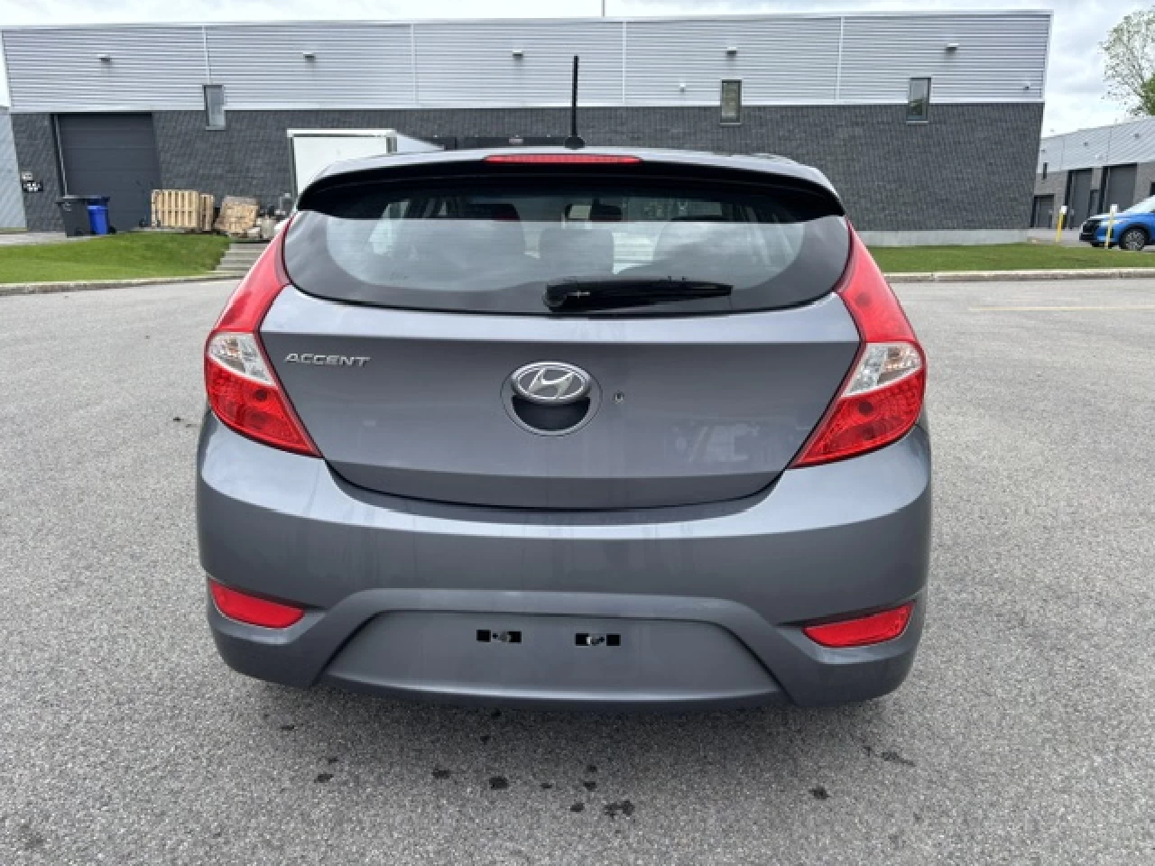 2017 Hyundai Accent GL Image principale