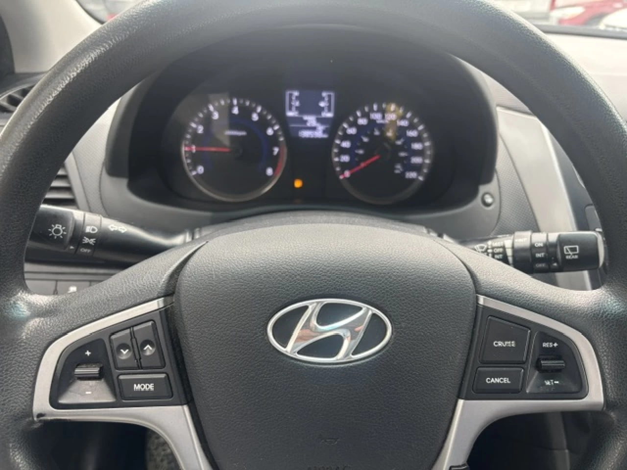 2017 Hyundai Accent GL Image principale