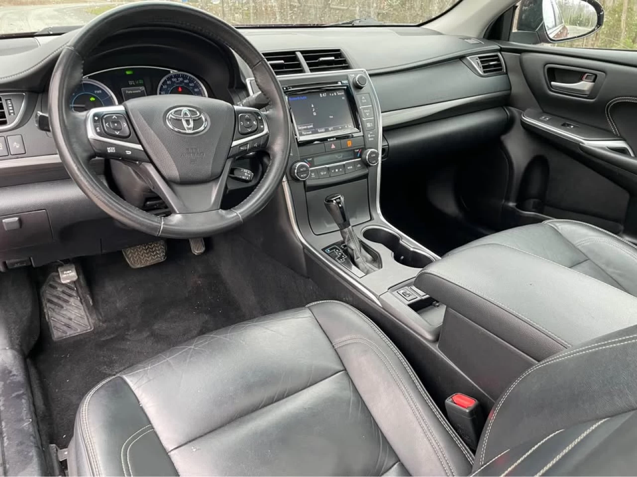 2017 Toyota Camry LE/XLE/SE Image principale