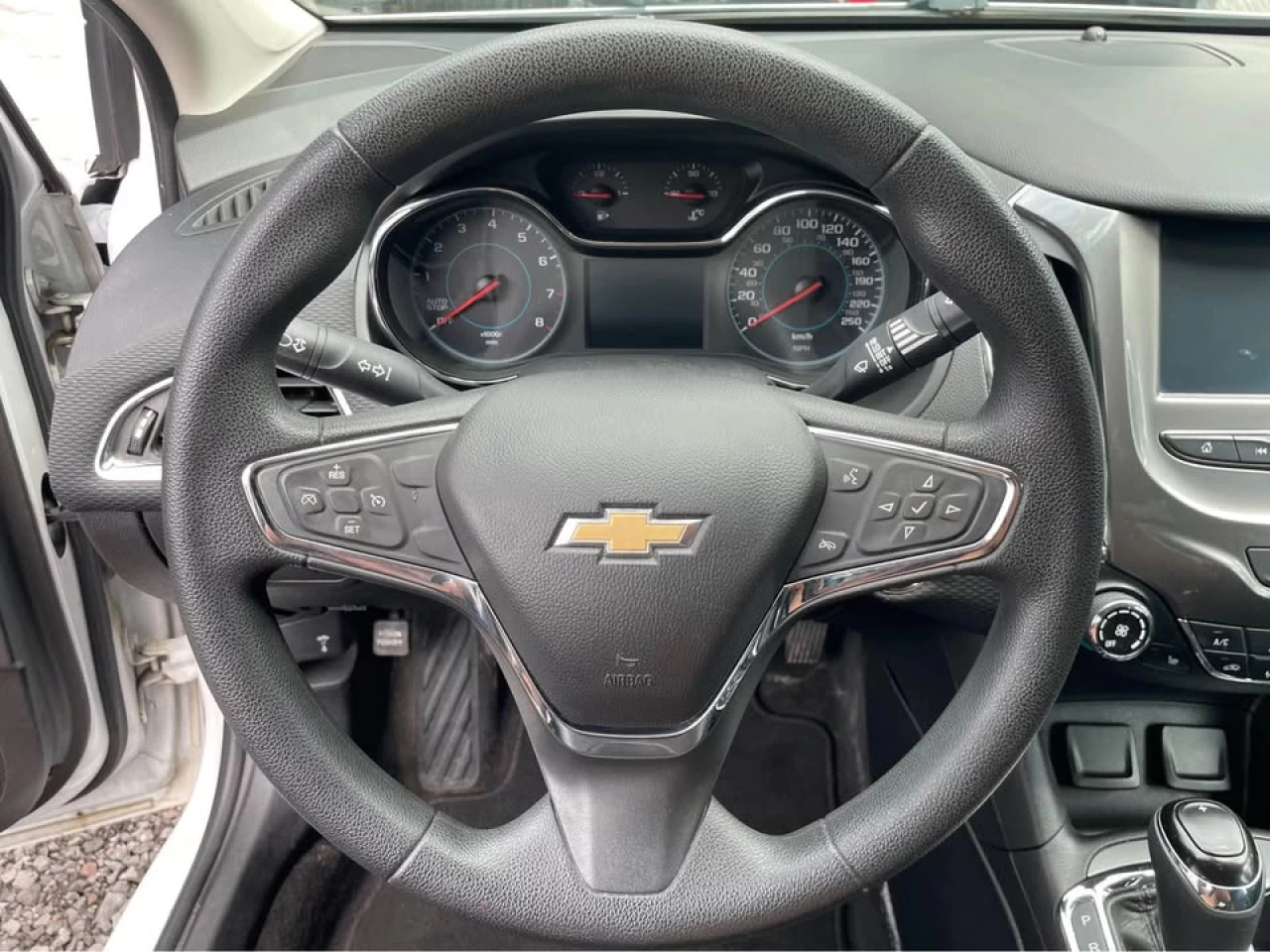 2018 Chevrolet Cruze LT Image principale