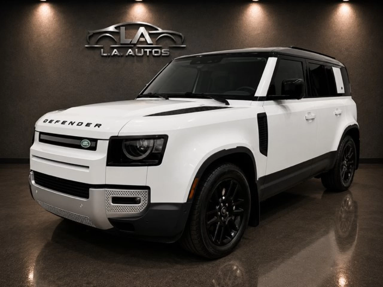 2024 Land Rover Defender 110 S Image principale