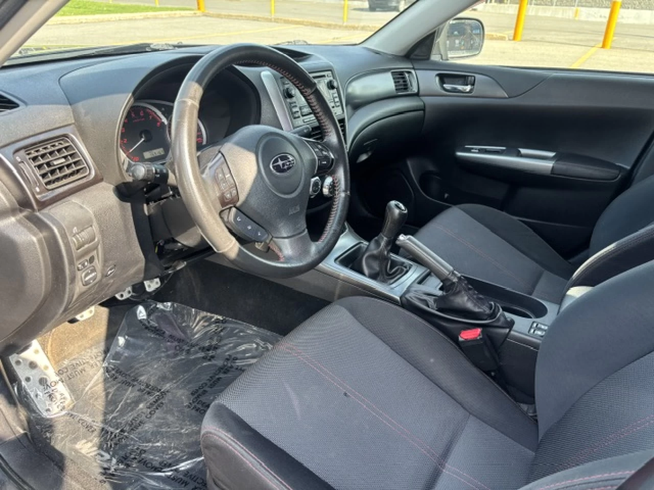 2013 Subaru WRX 4dr Sdn Image principale