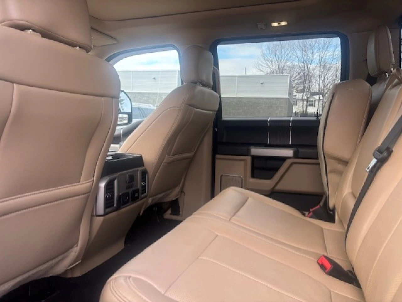 2020 Ford F-250 XL/XLT/LARIAT/King Ranch/Platinum Image principale