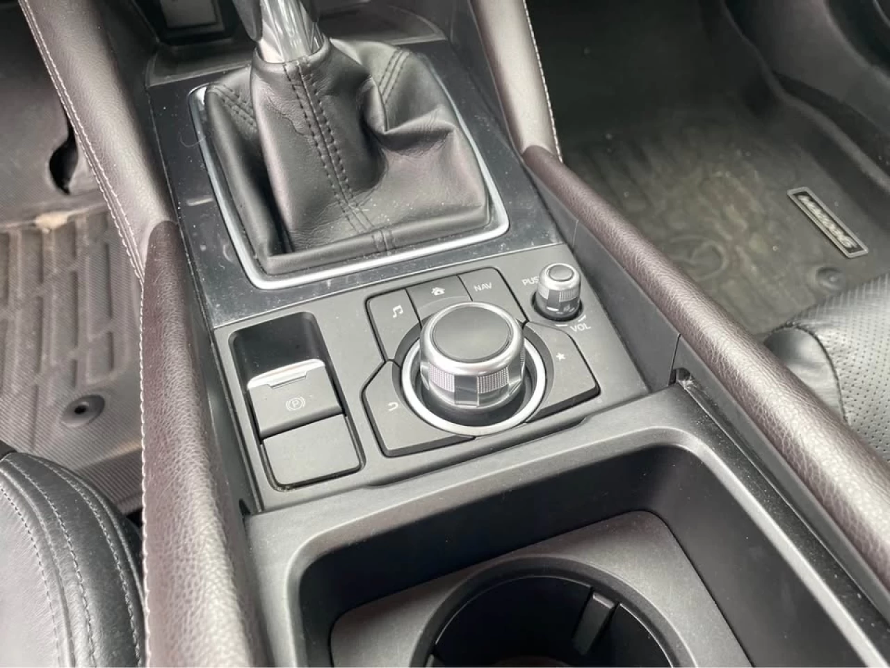 2017 Mazda 6 GS Image principale