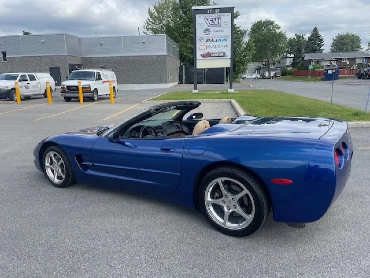 2002 Chevrolet Corvette 2dr Convertible Image principale
