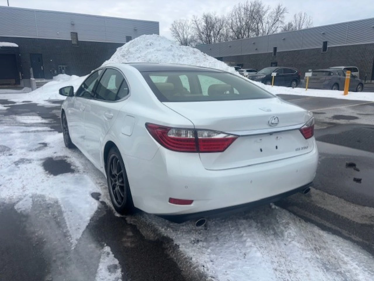 2013 Lexus ES350 4dr Sdn Image principale