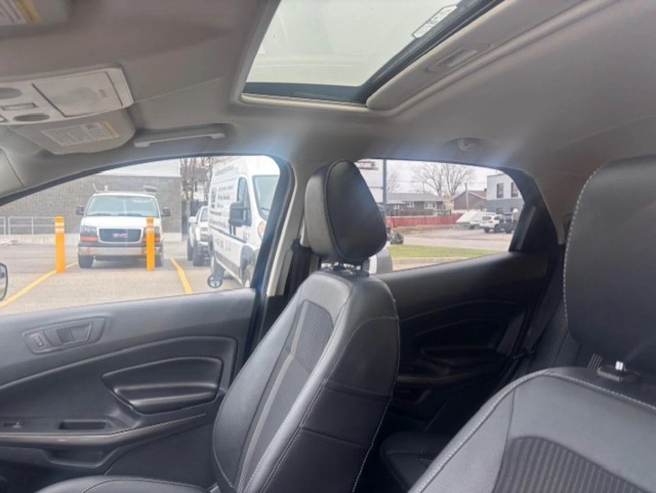 2020 Ford EcoSport SES Main Image