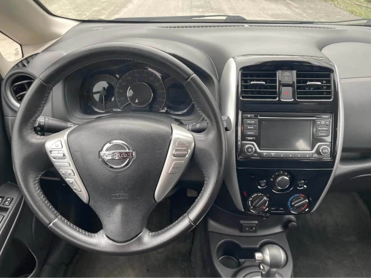 2017 Nissan Versa Note S/SV/SR/SL Image principale