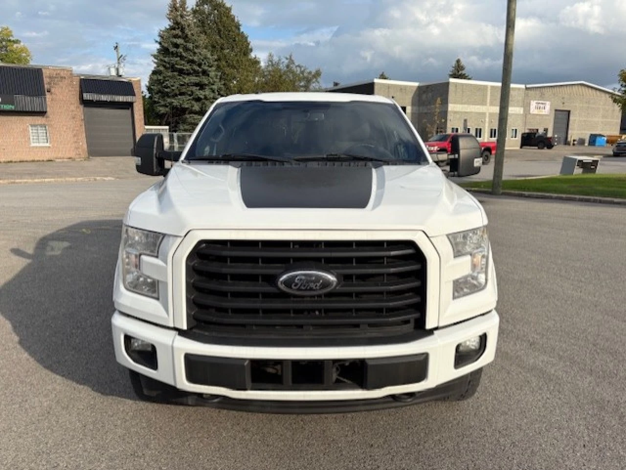 2017 Ford F-150 XLT Image principale