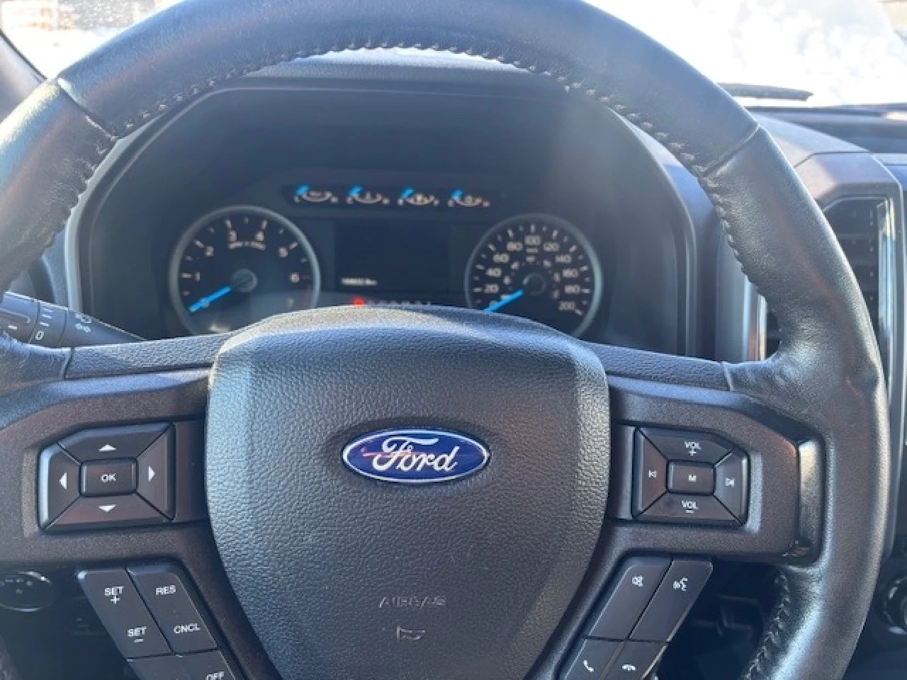 2017 Ford F-150 XLT Image principale