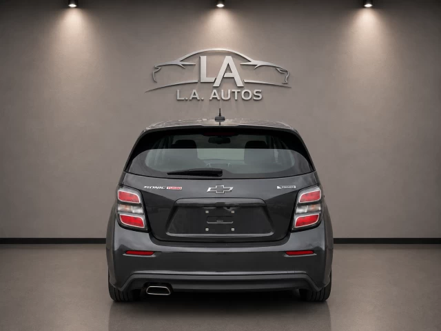 Chevrolet Sonic Premier 2018