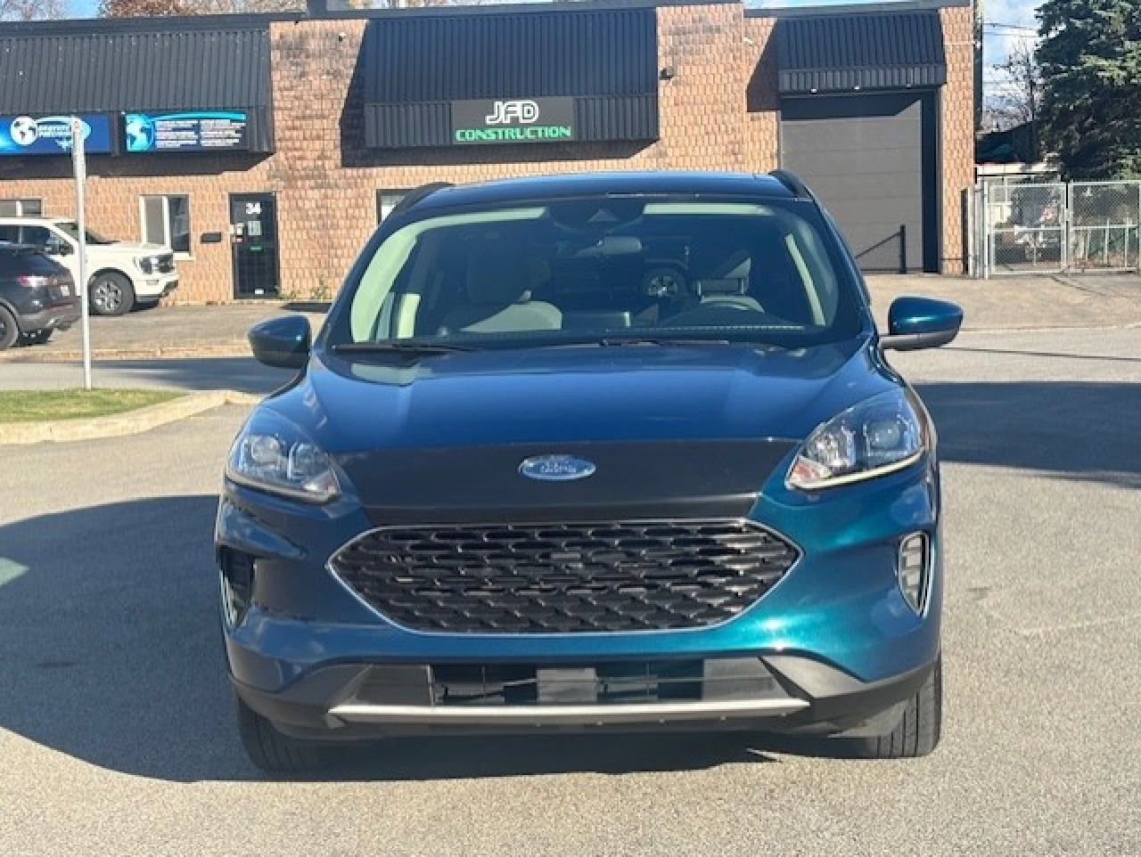 2020 Ford Escape SE Main Image