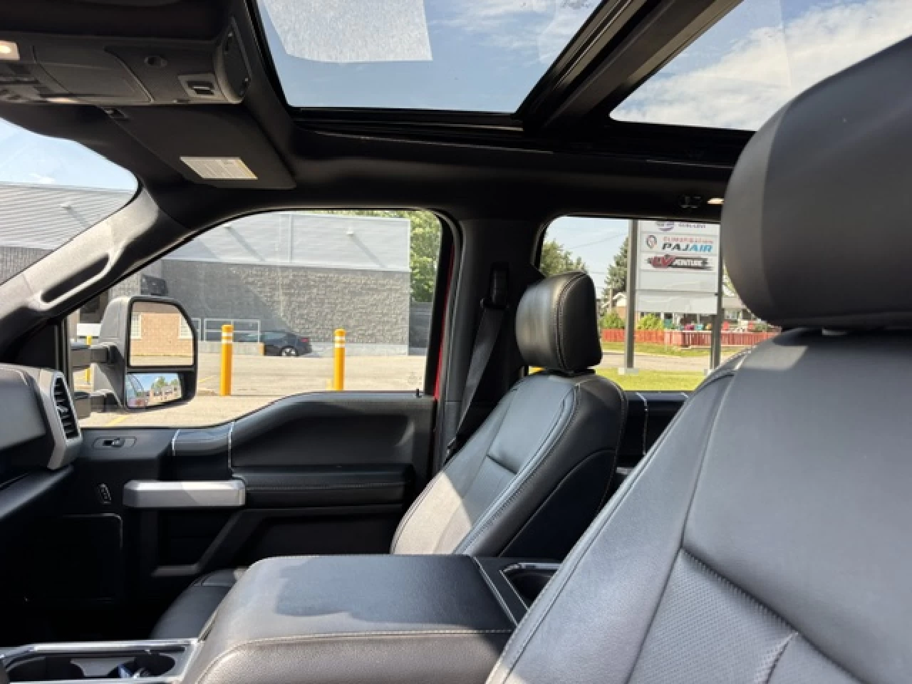 2019 Ford F-150 LARIAT super crew Main Image