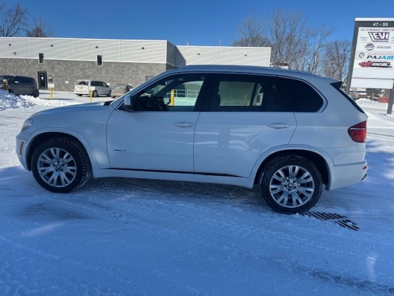 2012 BMW X5 35i Image principale