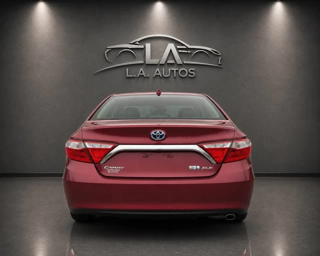 Toyota Camry LE/XLE/SE 2017