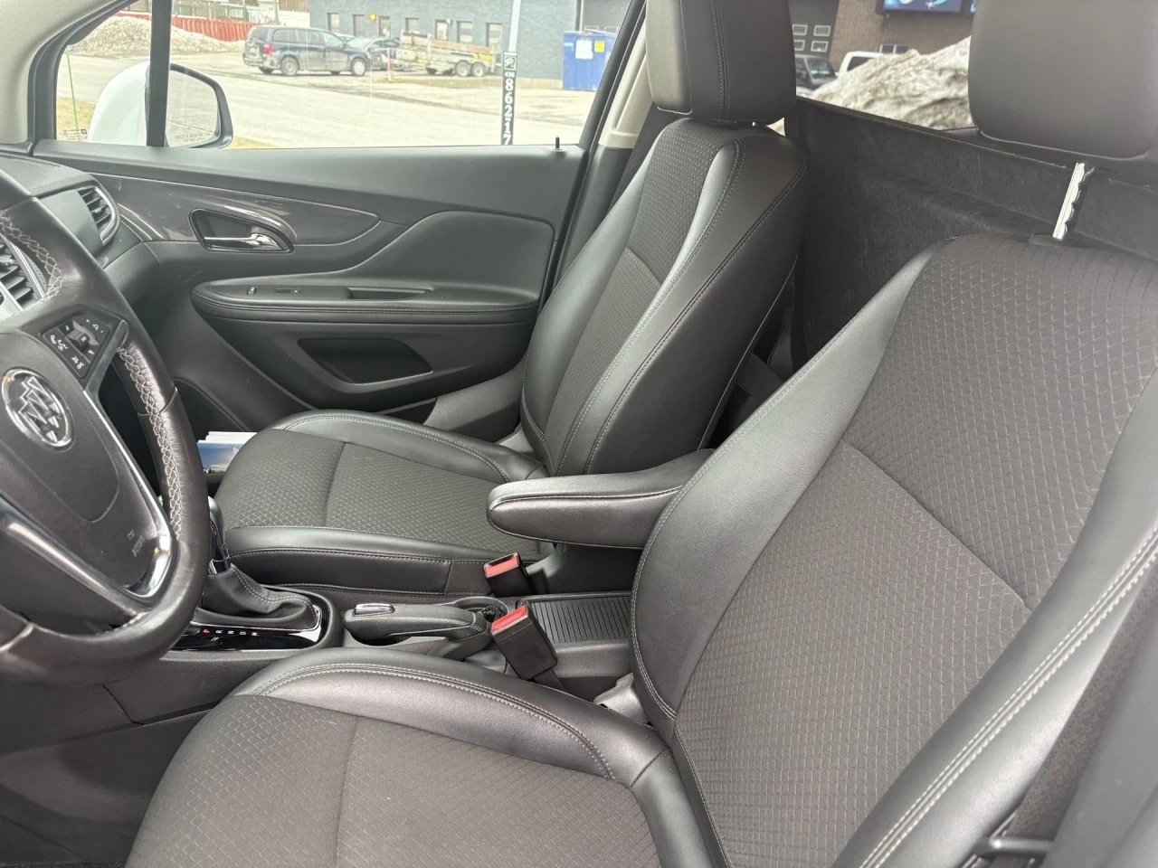 2019 Buick Encore Sport Touring Image principale