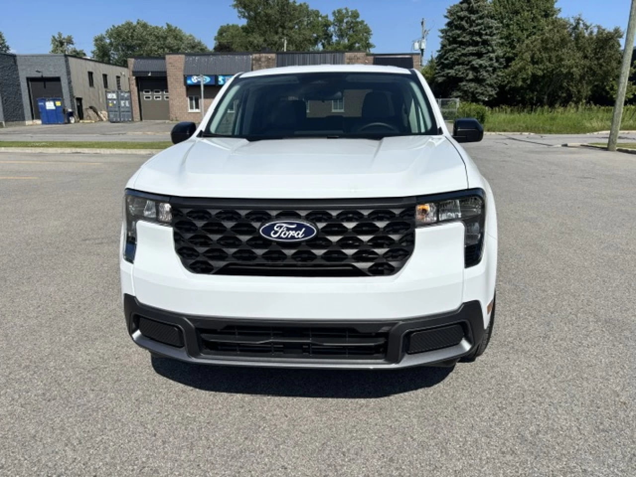 2025 Ford Maverick XLT Main Image
