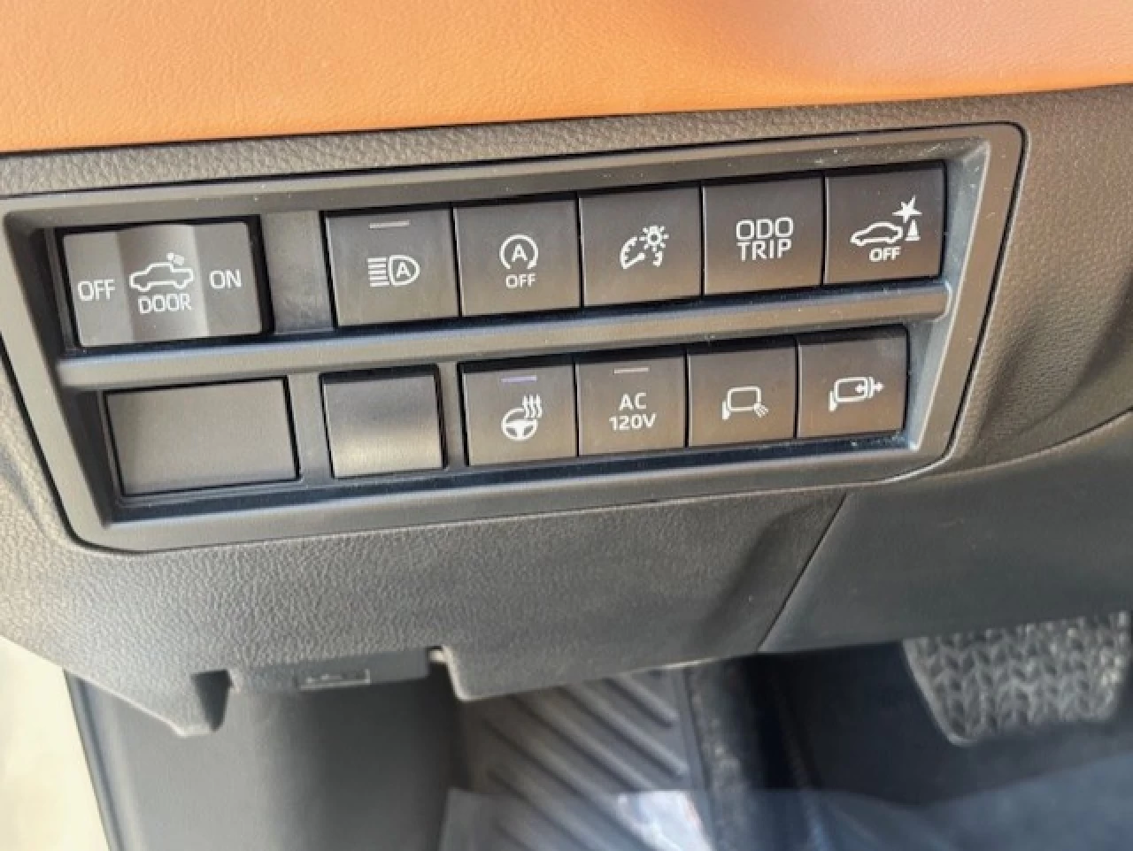 2022 Toyota Tundra Platinum Image principale