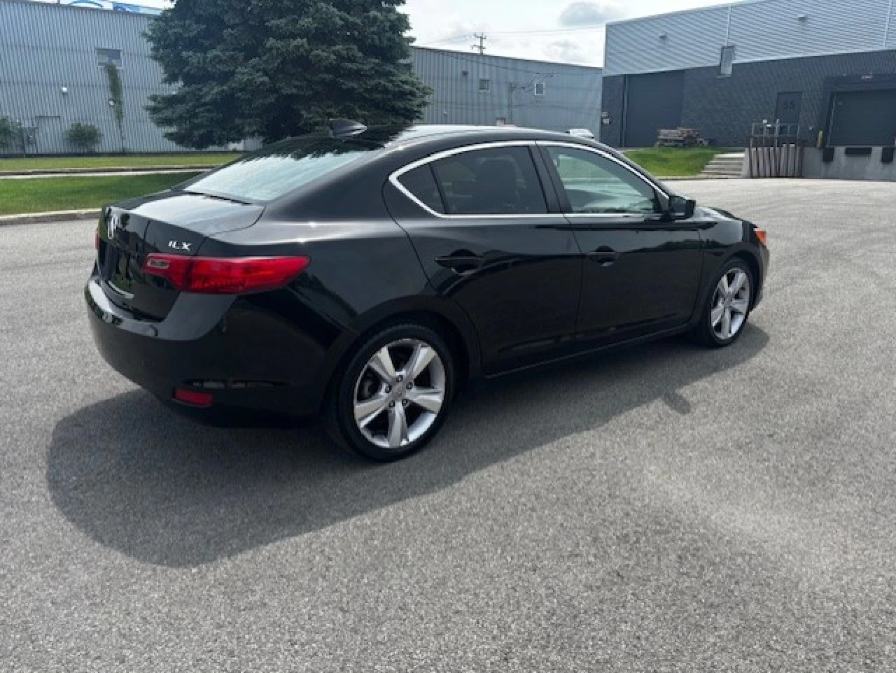 2015 Acura ILX Dynamic w/Navi Pkg Image principale