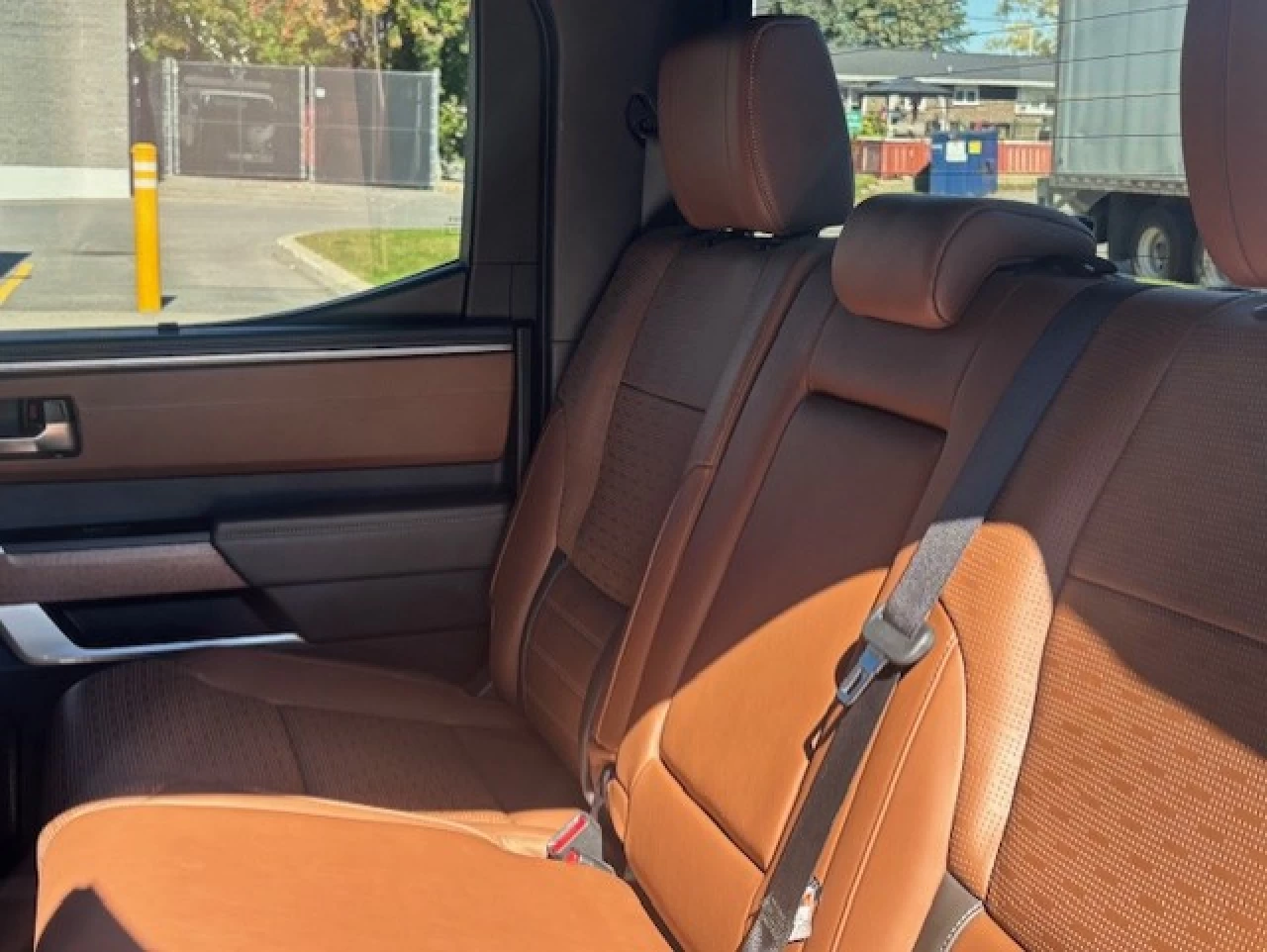 2022 Toyota Tundra Platinum Image principale