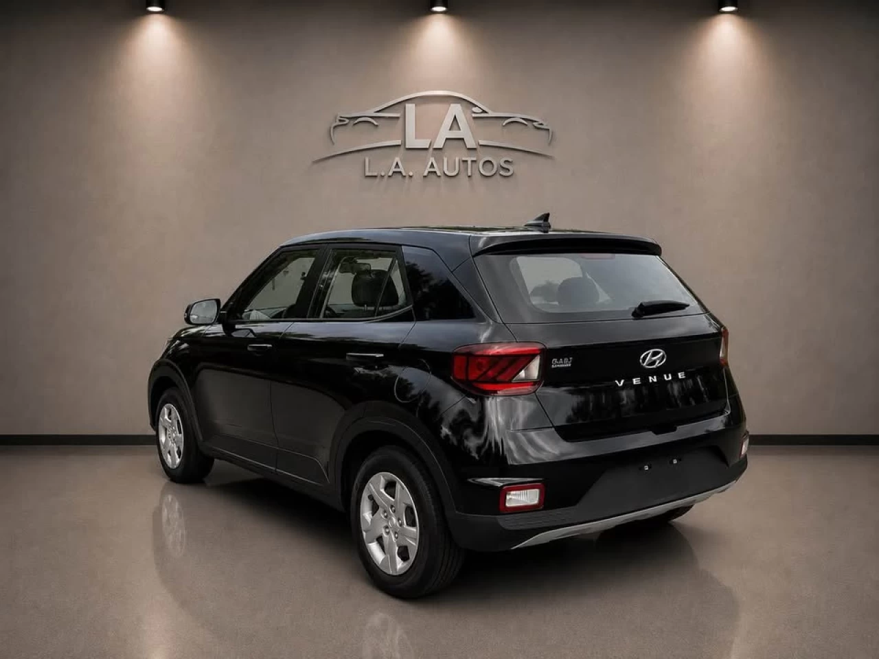 2026 Hyundai Venue Essential Image principale