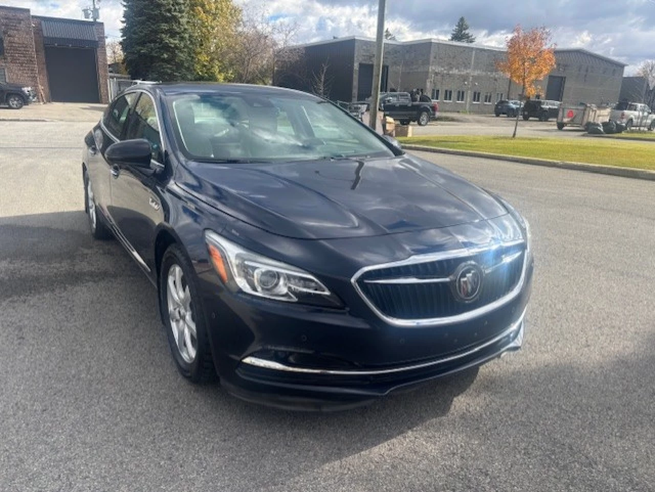 2017 Buick LaCrosse Premium Main Image