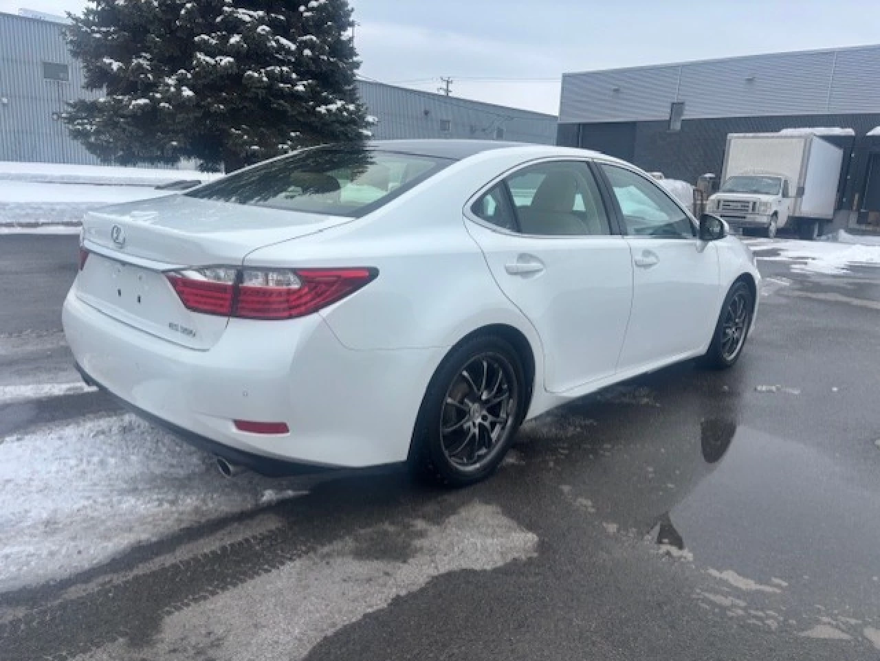 2013 Lexus ES350 4dr Sdn Image principale