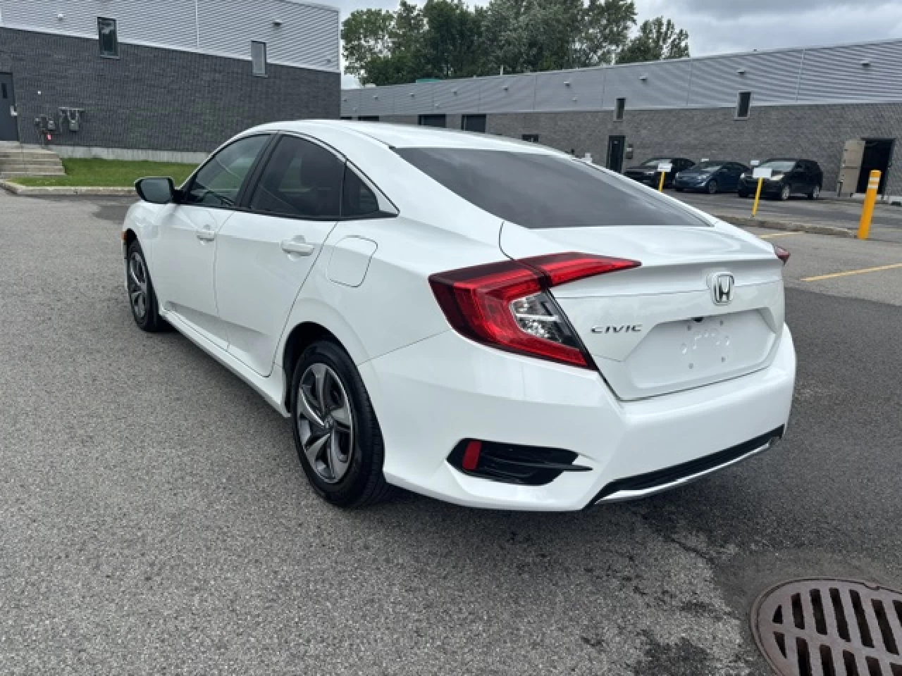 2021 Honda Civic LX Image principale