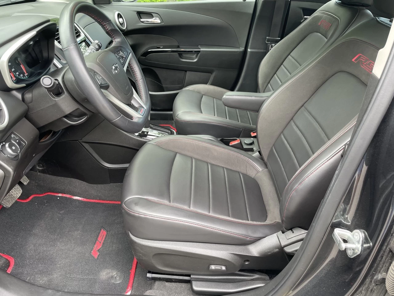 2018 Chevrolet Sonic Premier Image principale