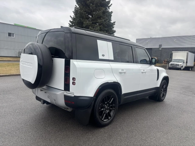 Land Rover Defender 110 S 2024