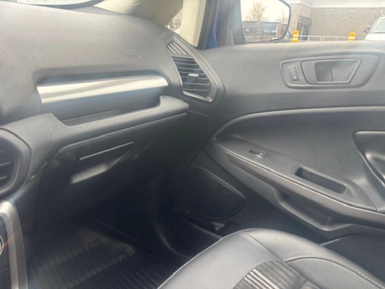 2020 Ford EcoSport SES Main Image