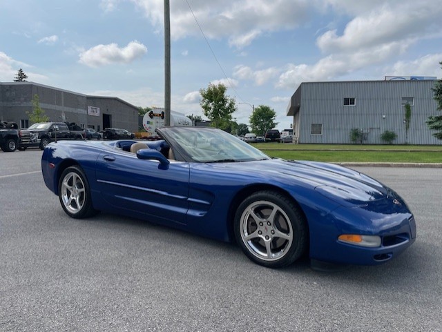 2002 Chevrolet Corvette 2dr Convertible Image principale