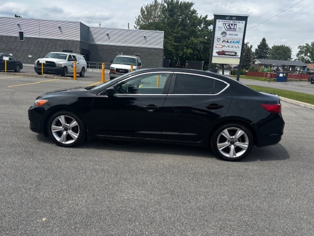 2015 Acura ILX Dynamic w/Navi Pkg Image principale