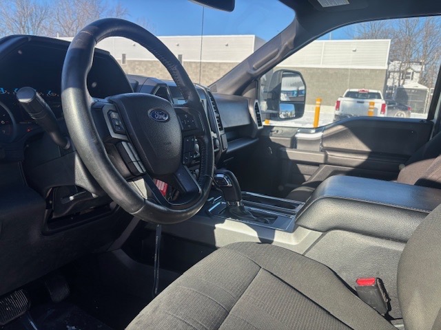 2017 Ford F-150 XLT Image principale