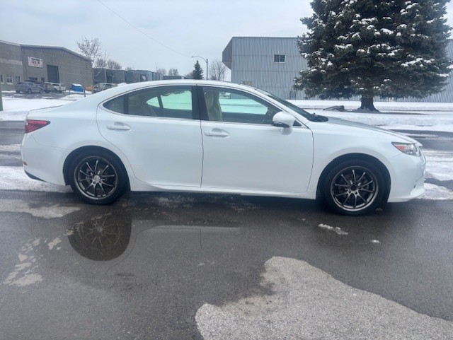 2013 Lexus ES350 4dr Sdn Image principale