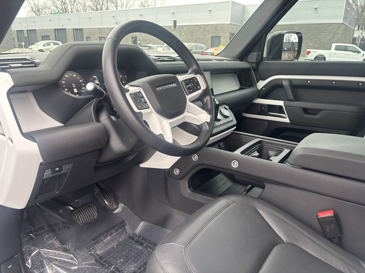 2024 Land Rover Defender 110 S Image principale