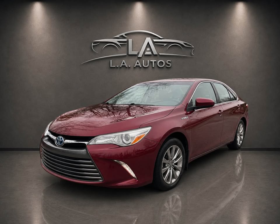 2017 Toyota Camry LE/XLE/SE Image principale