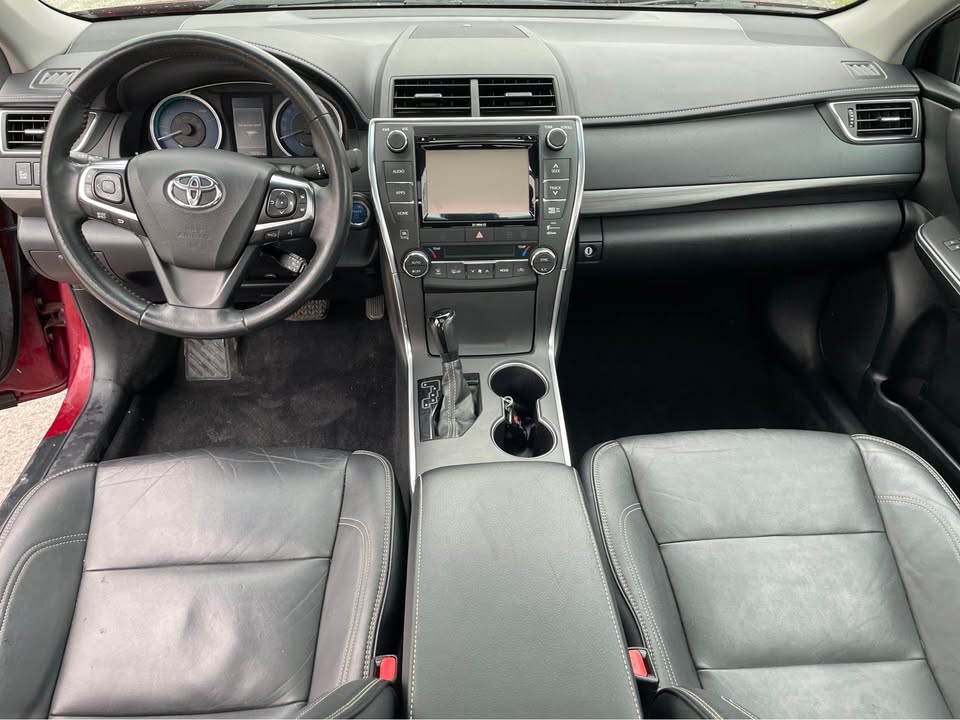 2017 Toyota Camry LE/XLE/SE Image principale