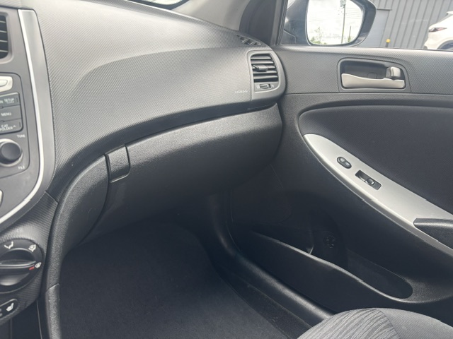 2017 Hyundai Accent GL Image principale