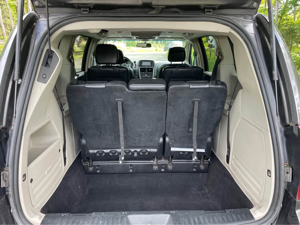 2017 Dodge Grand Caravan  Main Image