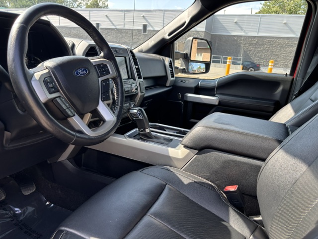 2019 Ford F-150 LARIAT super crew Image principale