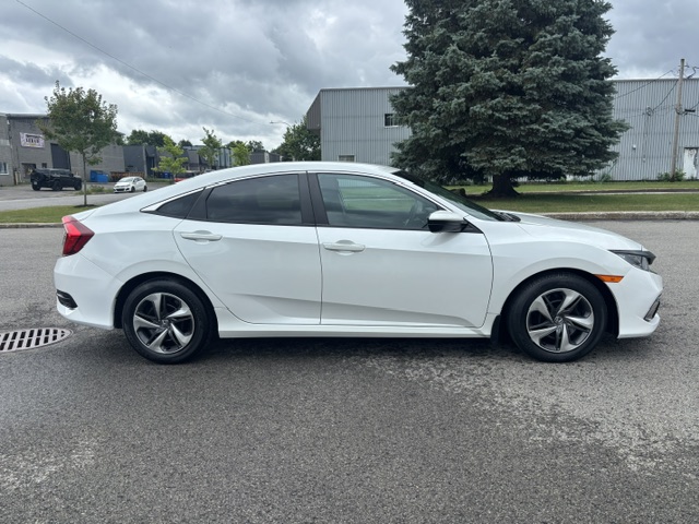 2021 Honda Civic LX Image principale